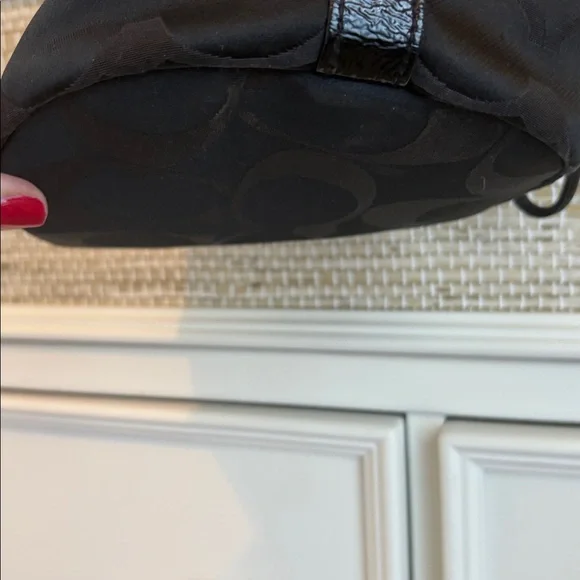 Coach Poppy Black Drawstring Bucket Bag EUC - Picture 8 of 16
